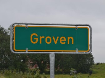 Ortseingangsschild Groven